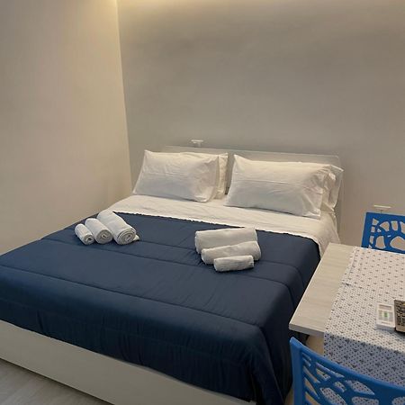 Attico Lady D Hotel Paola Buitenkant foto